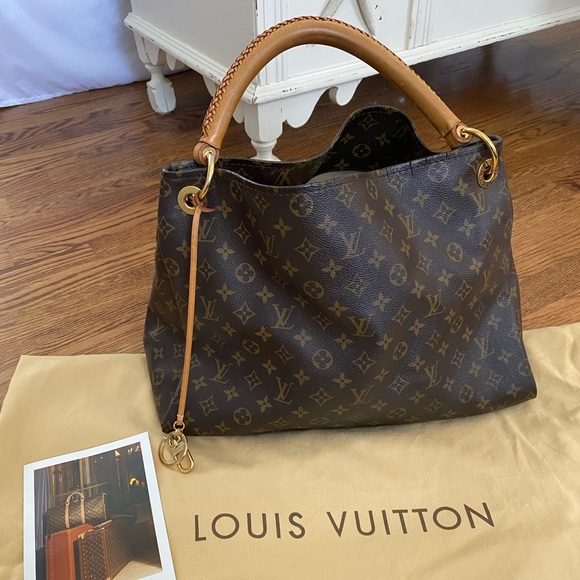 Louis Vuitton Handbags - Louis Vuitton Monogram Artsy MM